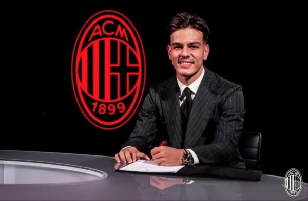 记者讴颂亚沙里：时刻出众想路了了，有后劲成赖因德斯那样的球员