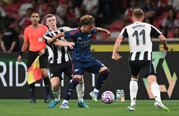 阿森纳官方：因安排放假，说念曼未入选对阵毕尔巴鄂竞技的大名单