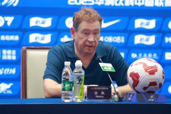 斯卢茨基：今天的恶果让内行失望了，吴曦出咫尺前腰是新的尝试