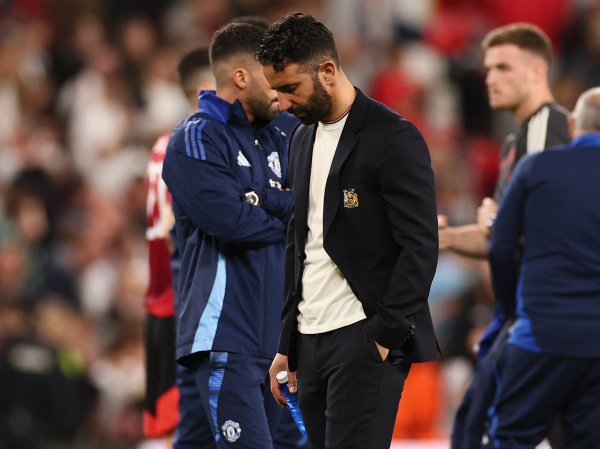 19-20赛季以来，曼联有3次在英超主场上半场5+次射正但没进球