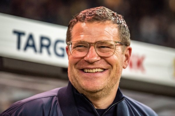 德媒：拜仁里面惊诧埃贝尔找科曼替代者，以为出售前就该准备好