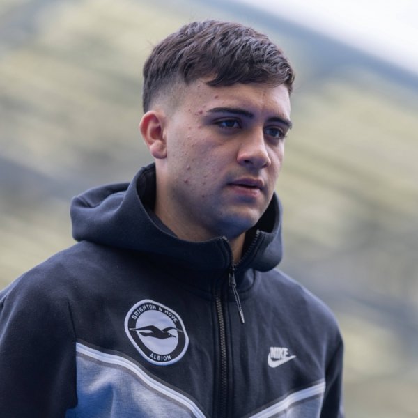 队报：布莱顿中场布纳诺特思去里昂，后者在争取租赁球员一年