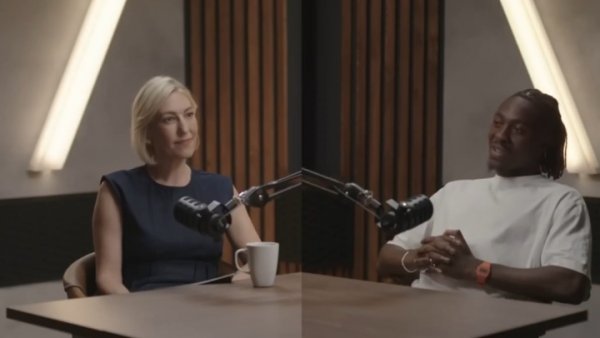 埃泽道完竣球员：梅西的球商视线期间+C罗心态+姆巴佩速率