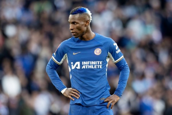 埃贝尔谈杰克逊：转会只消署名后才完成，当今还不知谈会发生什么