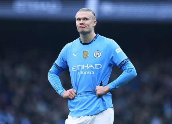 英超百场进球榜：哈兰德88球居首，希勒79球次席，范尼第三