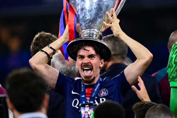 罗马诺：岂论什么报价，维蒂尼亚皆不会在今夏离开巴黎