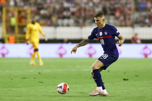 队报：法国队左后卫东说念主才匮乏，迪涅可能以首发身份出战全国杯