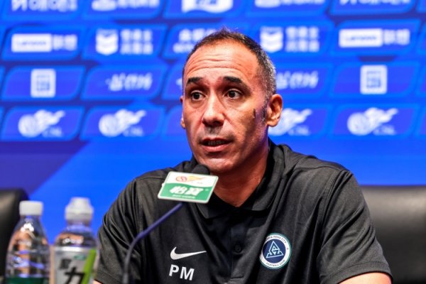 拜合拉木疑似寻衅大连球迷？穆尼奥斯回复：没看到