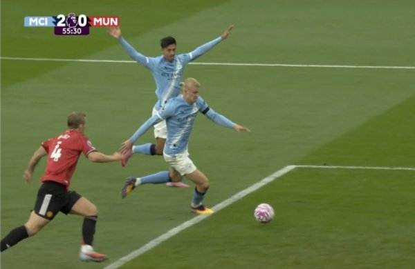 逆天😱😱哈兰德失佛门 瓜帅同意变抱头+赖因德斯振臂庆祝看呆