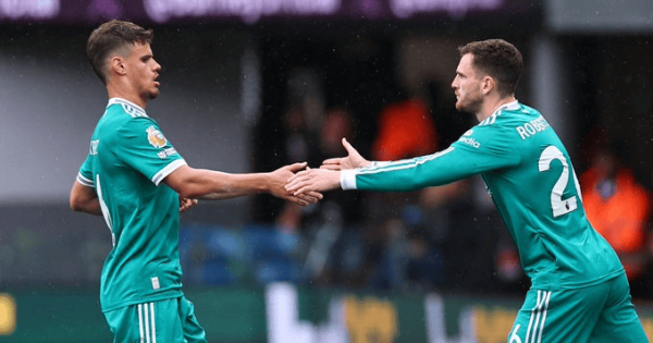 罗伯逊: 我本赛季会帮科尔克兹成长, 他是利物浦左后卫将来