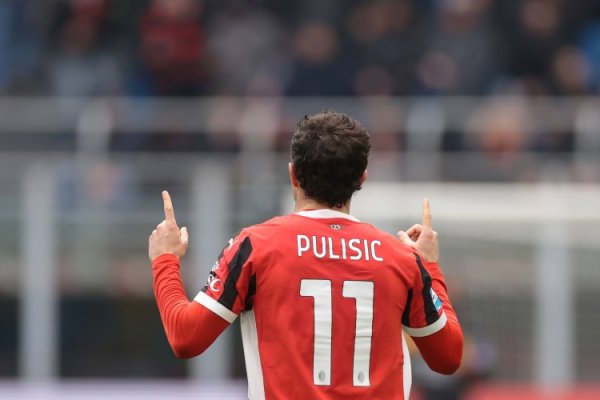 近3个赛季首东说念主，普利西奇珍贵甲至少打进25球并至少送出15次助攻