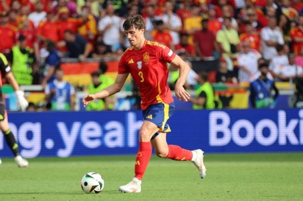 勒诺尔芒：有幸身处黄金一代，勤奋握续拿出好发扬，对此深怀感恩