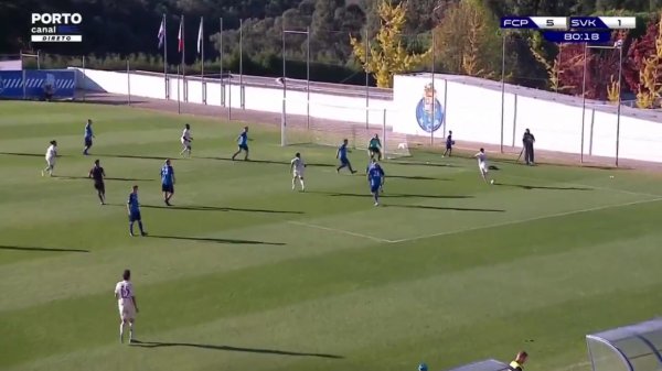 功力还在！已转型歌手的恒大旧将J马，在波尔图据说赛上倒钩破门