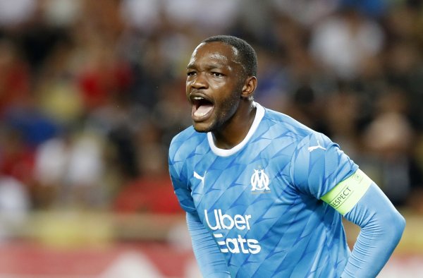 14个赛季613场比赛！马赛官方晓示退役曼丹达穿过的30号球衣