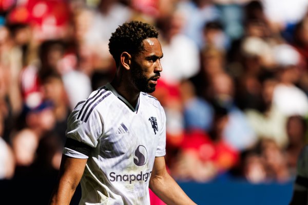 阿莫林：库尼亚资质没问题还需进步防护，在曼联每场王人要发扬出色