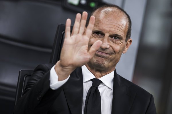 米体：网红知道阿莱格里电话号码，囧叔不胜纷乱换号码并告状对方