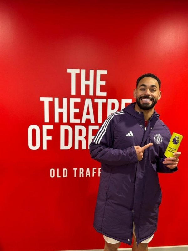 首开记载！英超官方：库尼亚当选曼联vs布莱顿全场最好球员