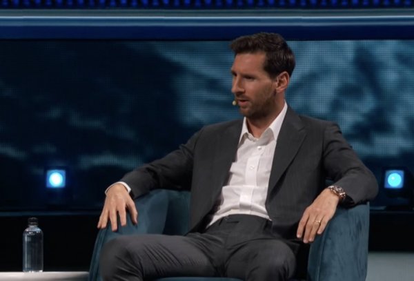 梅西：宇宙杯夺冠是终极竖立，此前我在俱乐部层面已获取通盘荣誉