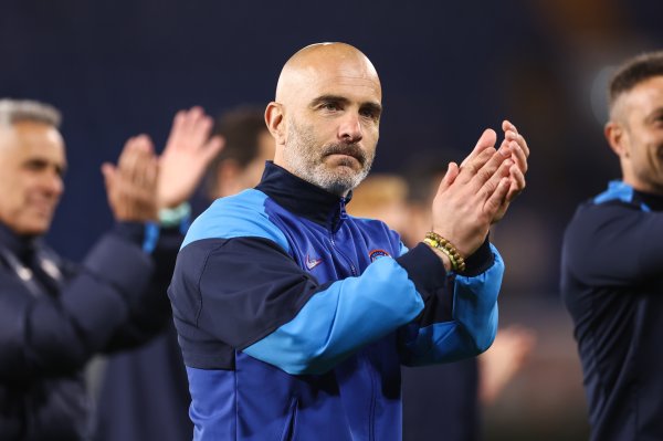 切尔西濒临热刺得回5连胜, 近18场各项赛事比赛后者仅赢1场