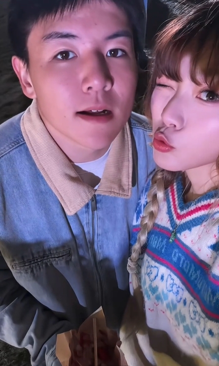 开启留洋！徐彬与女友IP均显现英国，此前已和英超狼队战役近半年